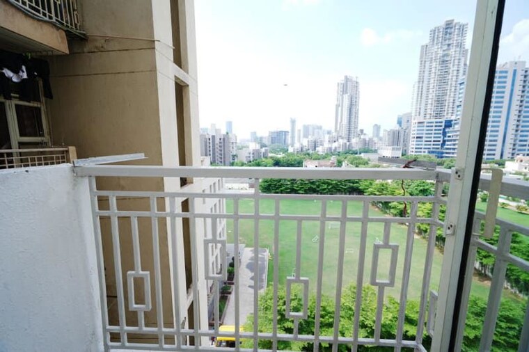 Balcony, shree-vardhman-mantra 2 Bedroom 800 Sq.Ft. Apartment In Sector 67 Gurgaon 10568393