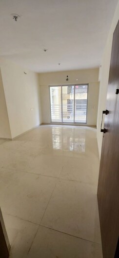 3.5 BHK + Study Room Apartment For Rent in One Indiabulls Thane 1