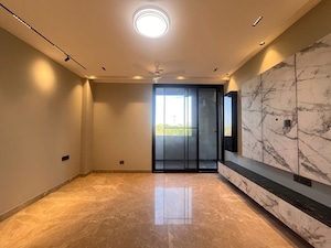 Room in 3 BHK Builder Floor at Ansal Plaza Sector-23, Sector 23 – for Rent