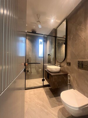 Team Area in 3 BHK Builder Floor at Ansal Plaza Sector-23, Sector 23 – for Rent