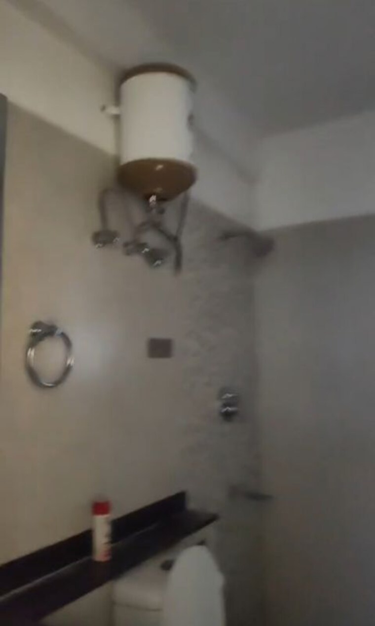 Bathroom, m3m-escala 2.5 Bedroom 1650 Sq.Ft. Apartment In Sector 70a Gurgaon 10568421