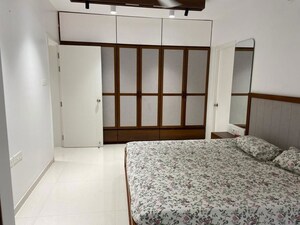 Bedroom in 3 BHK Apartment at Kumar Parisar, Kothrud – for Rent