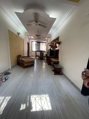 1 BHK Apartment For Rent in Riddhi Gardens CHS, Malad East