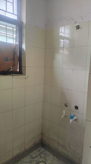 Bathroom in 1 RK Apartment at Mahadev Apartments Noida, Sector 73 – for Rent