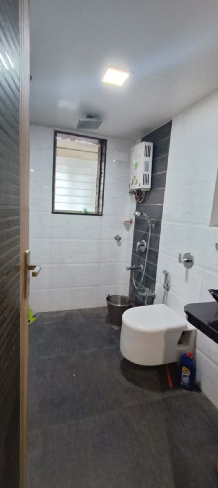 Bathroom, borivali west 3 Bedroom 1000 Sq.Ft. Apartment In Borivali West Mumbai 10568448