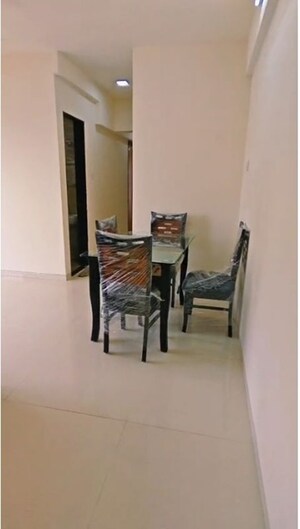 Living Room in 2 BHK Apartment at Chembur – for Rent