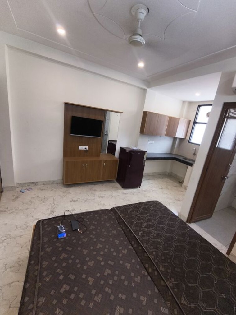 Kitchen, dlf city phase 3 1 RK 250 Sq.Ft. Builder Floor In Dlf City Phase 3 Gurgaon 10568462