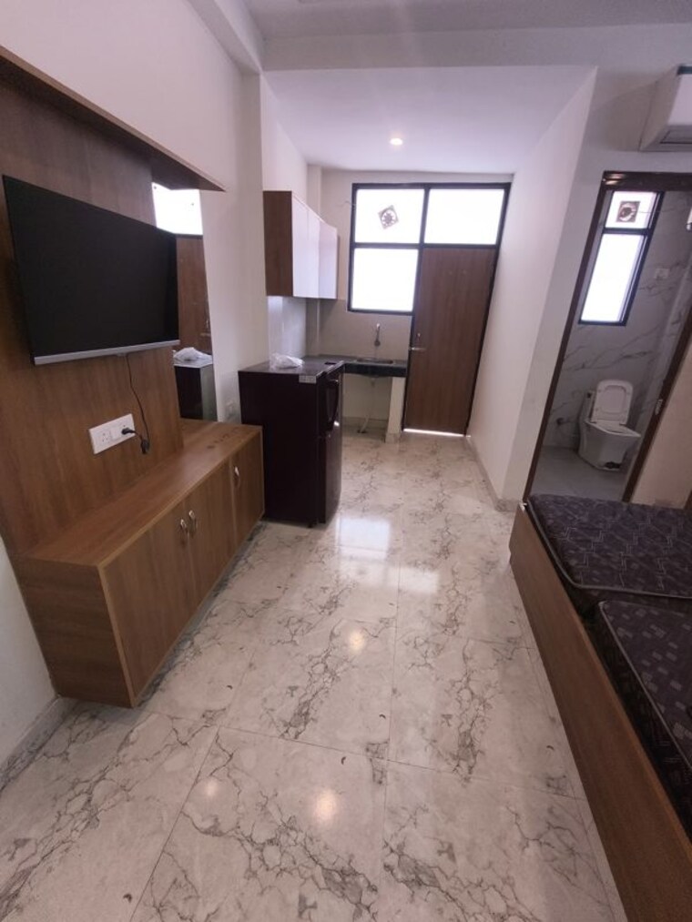 Kitchen, dlf city phase 3 1 RK 250 Sq.Ft. Builder Floor In Dlf City Phase 3 Gurgaon 10568462