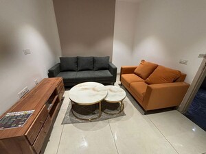 Furnished Amenities in 2.5 BHK Apartment at Imperia Esfera, Sector 37c – for Rent