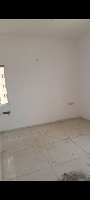 Room in 3 BHK Apartment at Rajapushpa Imperia, Tellapur – for Sale
