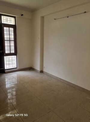 3 BHK Builder Floor For Rent in Sector 22