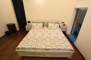 Bedroom in 3 BHK Builder Floor at Sector 21 – for Rent