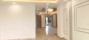 Room in 3 BHK Builder Floor at Palam Vihar Residents Association, Palam Vihar – for Rent
