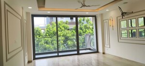 Room in 3 BHK Builder Floor at Palam Vihar Residents Association, Palam Vihar – for Rent
