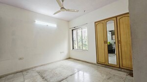 Room in 2.5 BHK Apartment at Siddhanchal Apartment Phase 4, Manpada – for Rent
