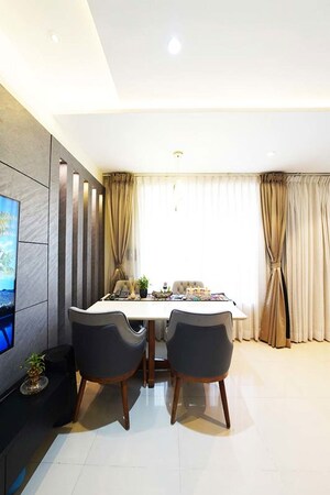 Team Area in 2 BHK Apartment at Gulmohar Primrose, Wagholi – for Sale