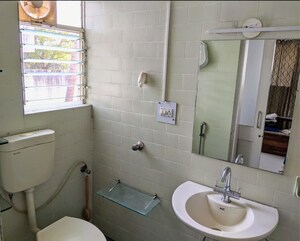 Bathroom in 2.5 BHK Apartment at Rambaug Colony – for Rent