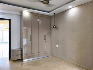 Room in 3 BHK Builder Floor at Palam Vihar Residents Association, Palam Vihar – for Rent