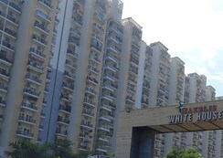 3 BHK Apartment For Sale in Maxblis White House