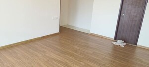Room in 3.5 BHK Apartment at Indiabulls One Indiabulls, Pokhran Road No Two – for Sale