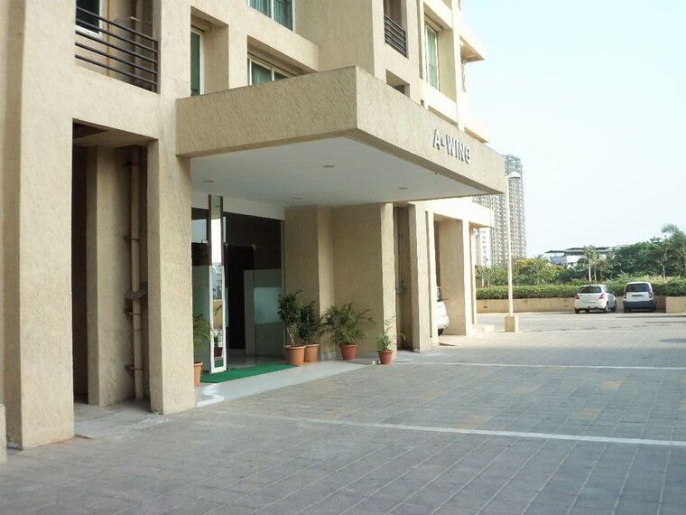 Exterior View, rustomjee-urbania-acura 2 Bedroom 750 Sq.Ft. Apartment In Thane West Thane 10568493