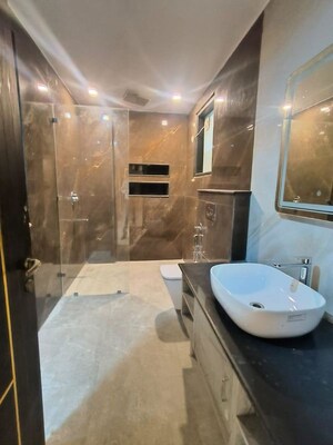 Bathroom in 3 BHK Builder Floor at Sector 21 – for Rent
