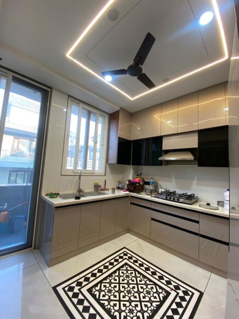 Kitchen, ansal-palam-triangle 3 Bedroom 1800 Sq.Ft. Builder Floor In Palam Vihar Extension Gurgaon 10568595