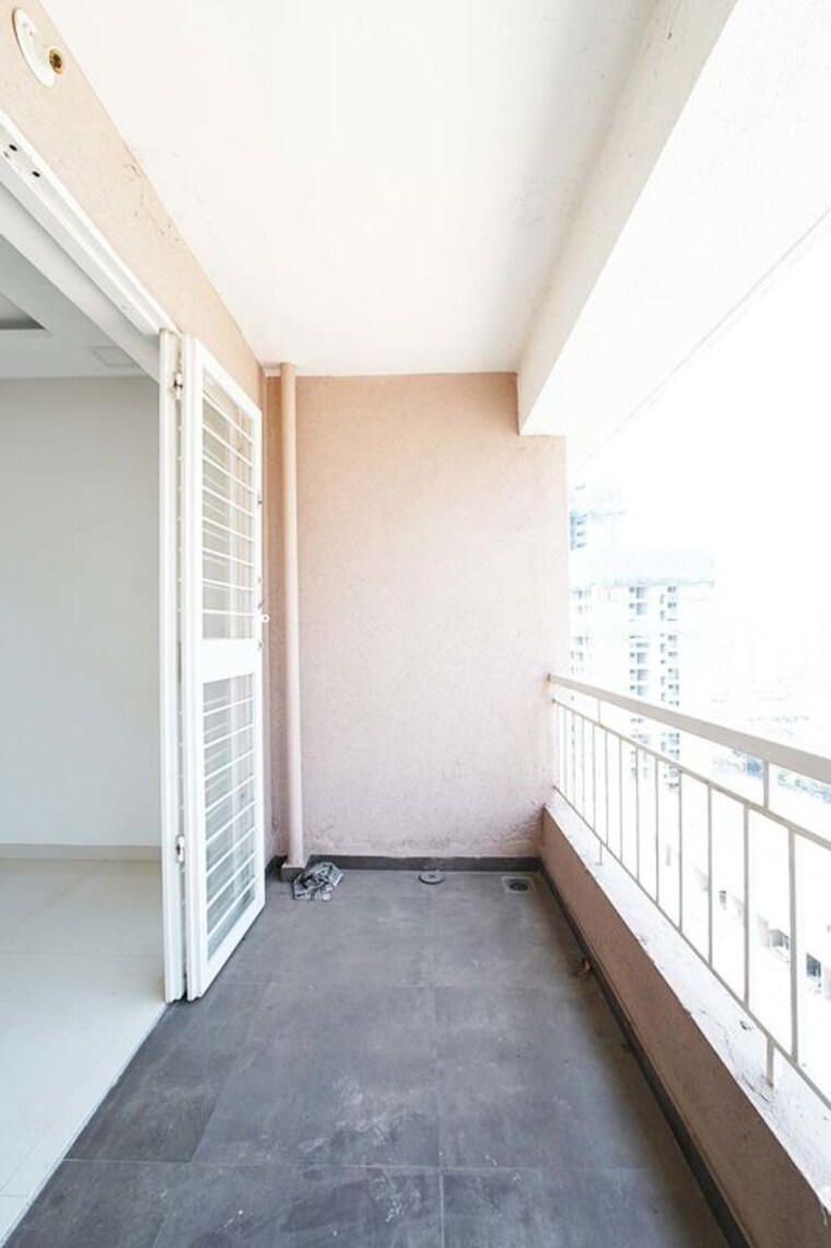 Balcony, ar-imperia 2 Bedroom 850 Sq.Ft. Apartment In Wakad Pune 10568633
