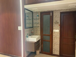 Room in 3 BHK Independent House at Sector 23 – for Rent