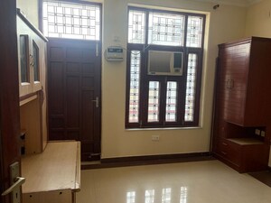 Room in 3 BHK Independent House at Sector 23 – for Rent