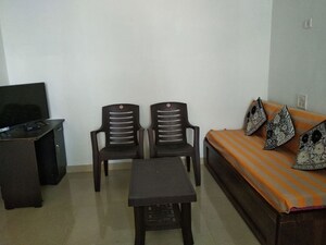 Living Room in  Pg at Prabhat Road – for Rent