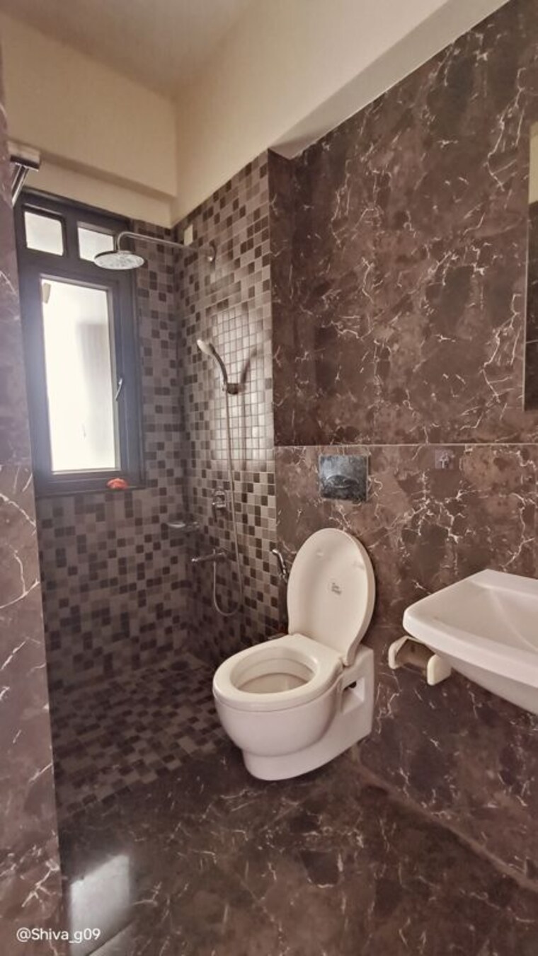 Bathroom, kanakia-miami 3 Bedroom 1350 Sq.Ft. Apartment In Mahim Mumbai 10568612