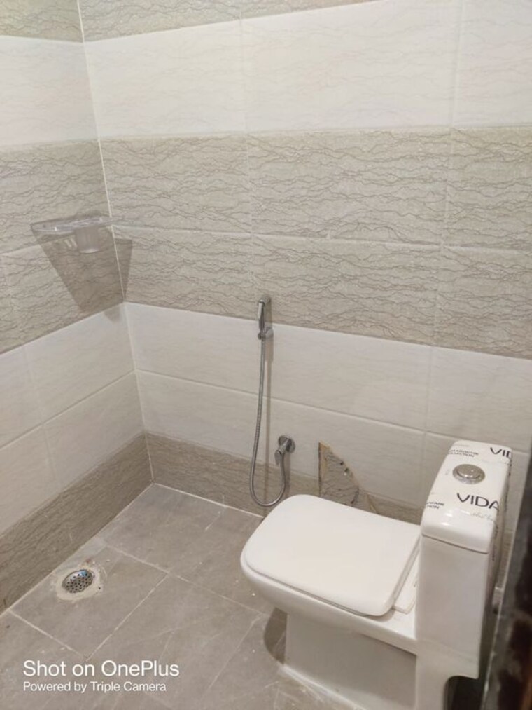 Bathroom, sector 23 2 Bedroom 1430 Sq.Ft. Independent House In Sector 23 Gurgaon 10568648
