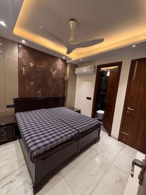 Bedroom in 3 BHK Builder Floor at Safdarjung Enclave – for Rent