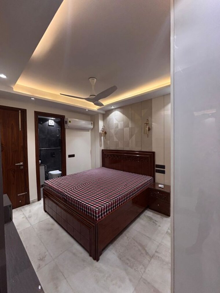 Bedroom, safdarjung enclave 3 Bedroom 1200 Sq.Ft. Builder Floor In Safdarjung Enclave Delhi 10568657