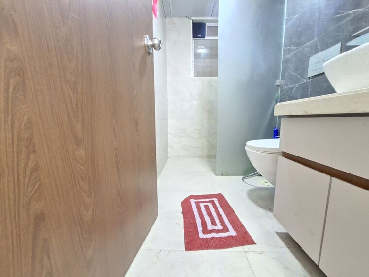 Bathroom, dosti-west-county-phase-4-dosti-pine 2 Bedroom 556 Sq.Ft. Apartment In Balkum Pada Thane 10568671