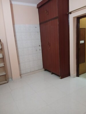 Room in 3 BHK Independent House at Sector 23 – for Rent