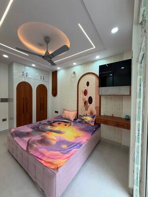 Bedroom in 2.5 BHK Builder Floor at Uttam Nagar – for Sale
