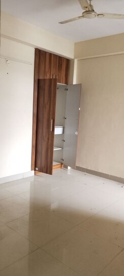 3 BHK Apartment For Rent in BPTP Discovery Park
