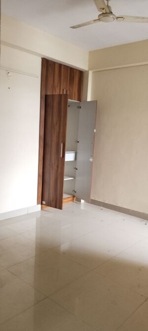 3 BHK Apartment For Rent in BPTP Discovery Park, Sector 80