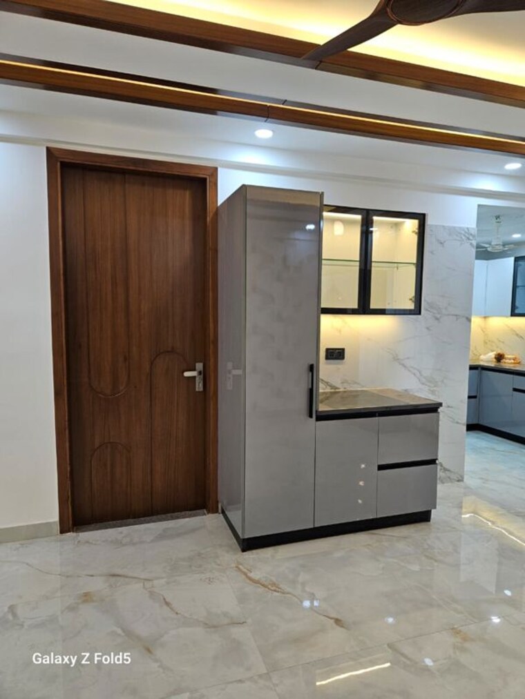 Room, vasant kunj 3 Bedroom 1350 Sq.Ft. Builder Floor In Vasant Kunj Delhi 10568687