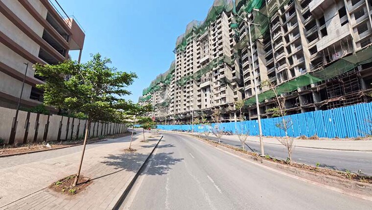 Swimming Pool, kharadi 3 Bedroom 1491 Sq.Ft. Apartment In Kharadi Pune 10568705