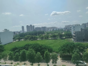 Plot Area in  Plot at BPTP Amstoria, Sector 102 – for Sale