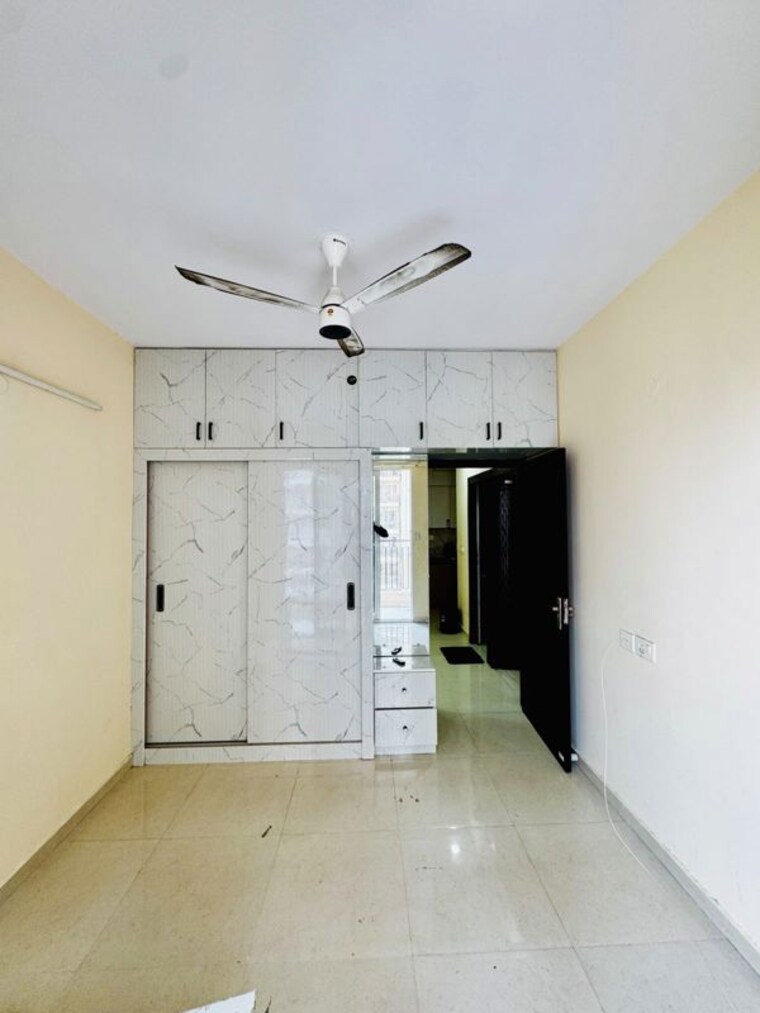 Kitchen, signature-signum-37d-iii 2 Bedroom 600 Sq.Ft. Apartment In Sector 37d Gurgaon 10568729