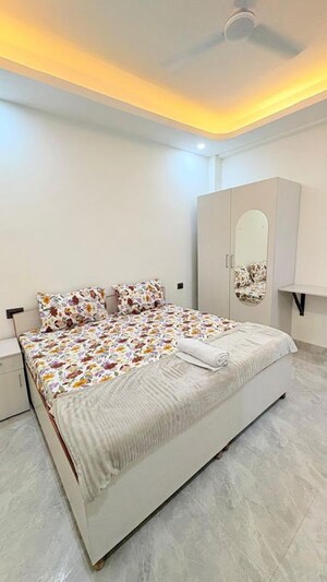 Bedroom in 1 RK Builder Floor at Sector 52 – for Rent