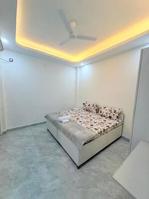 Bedroom in 1 RK Builder Floor at Sector 52 – for Rent