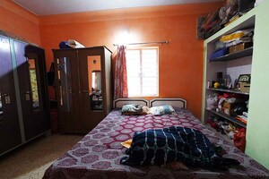 Bedroom in 6+ BHK Independent House at Dhankawadi – for Sale