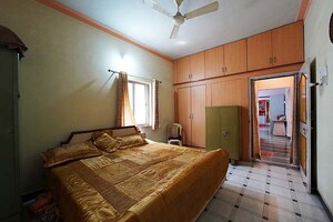 Bedroom in 6+ BHK Independent House at Dhankawadi – for Sale