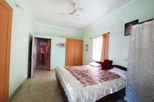 Bedroom in 6+ BHK Independent House at Dhankawadi – for Sale