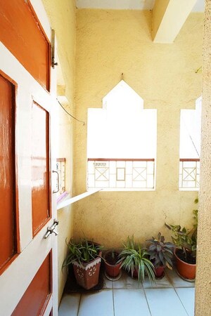 Bedroom in 6+ BHK Independent House at Dhankawadi – for Sale